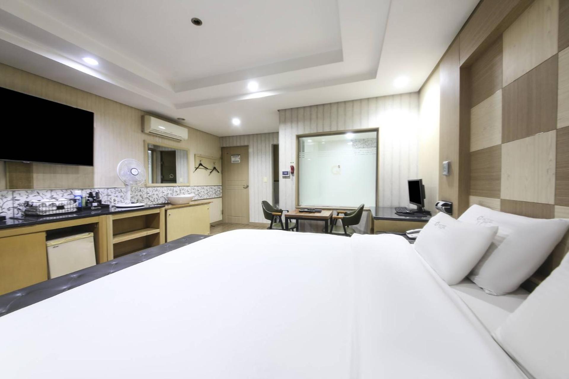 Q5 Hotel Busan Songdo Eksteriør billede